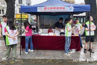 枪手名宿赖特称赞萨内：发挥非常出色，贴身跟防也会被他摆脱